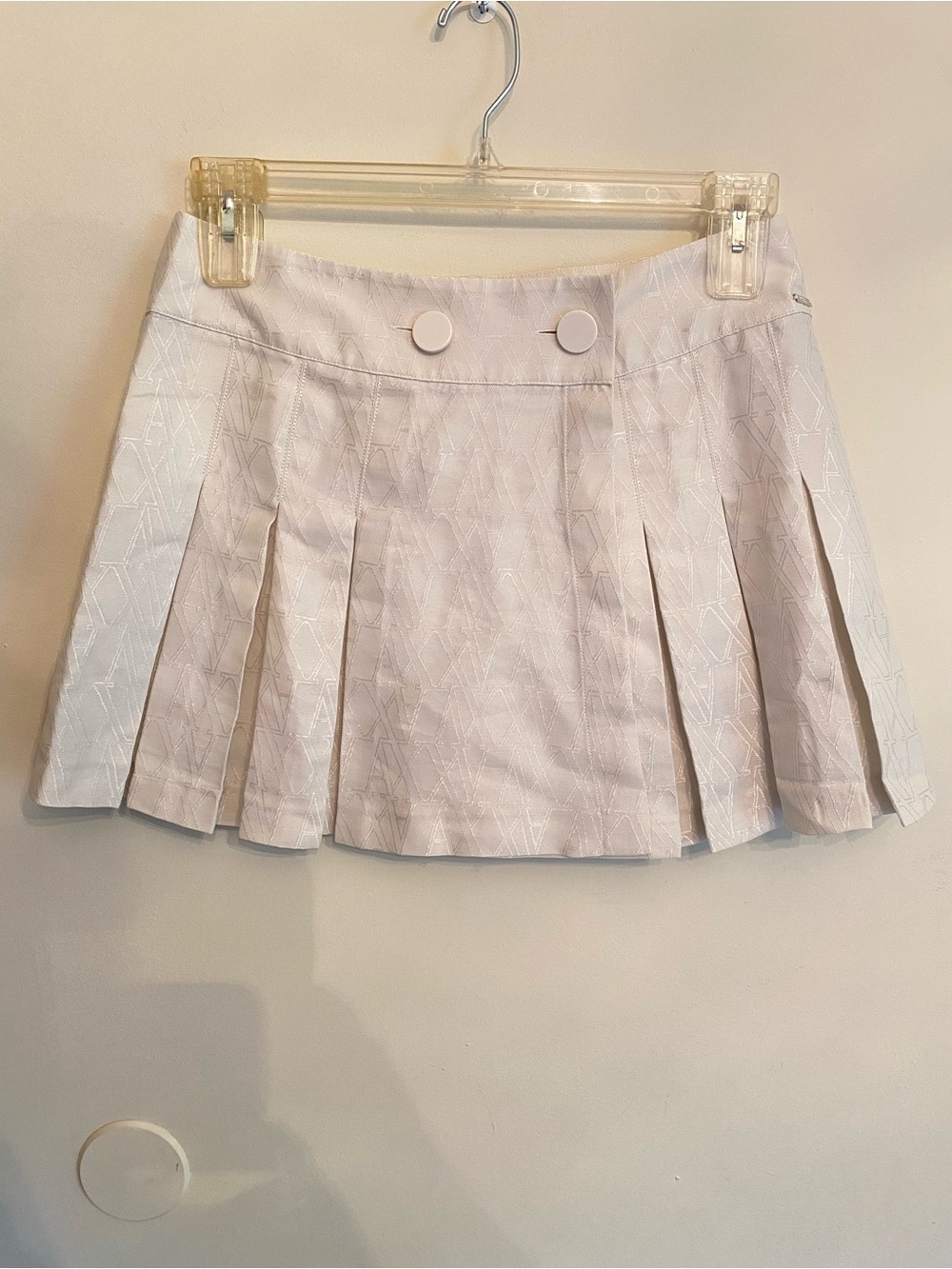 Armani Exchange Y2K Monogram Pleated Cream Mini Skirt size 6